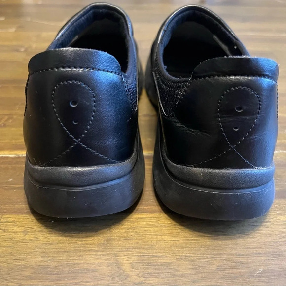 Dansko Enya Black Clogs Slip-On Slip Resistant - Picture 5 of 12